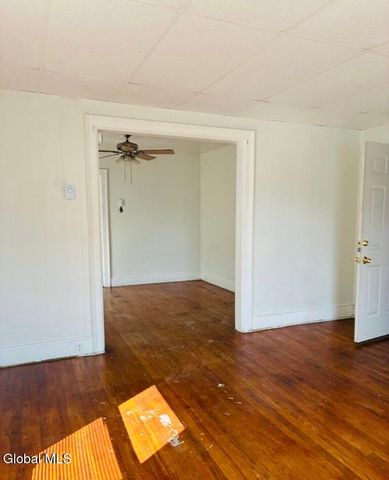 99 6th Avenue, Gloversville, NY 12078