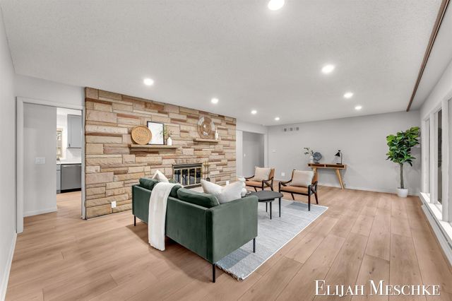 296 Henry Street, Coopersville City, MI 49404