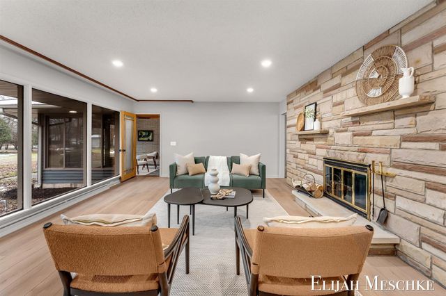 296 Henry Street, Coopersville City, MI 49404