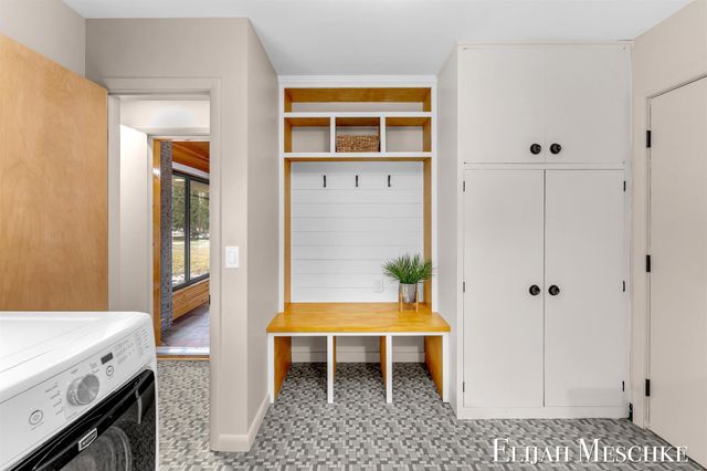 296 Henry Street, Coopersville City, MI 49404