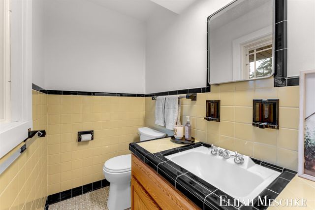 296 Henry Street, Coopersville City, MI 49404