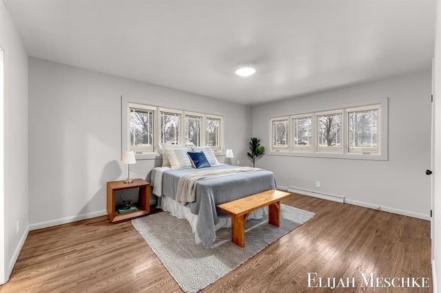 296 Henry Street, Coopersville City, MI 49404