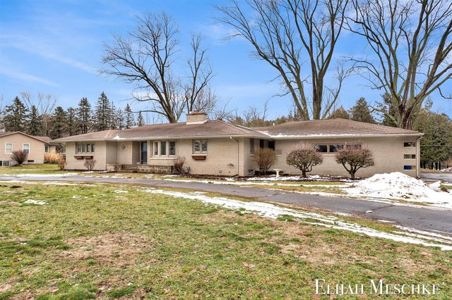 296 Henry Street, Coopersville City, MI 49404