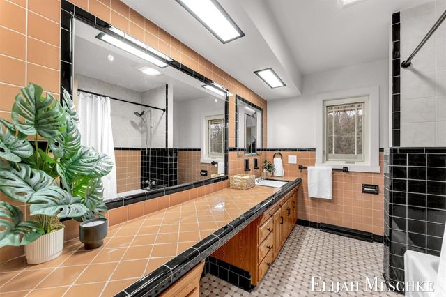 296 Henry Street, Coopersville City, MI 49404