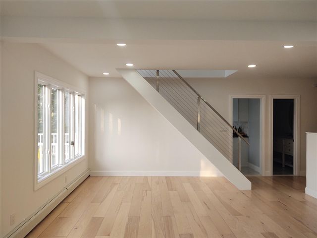 16 The Boulevard, Sea Cliff, NY 11579