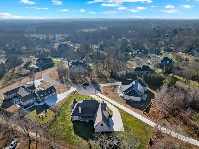 84 Tri Star Court, Tullahoma, TN 37388