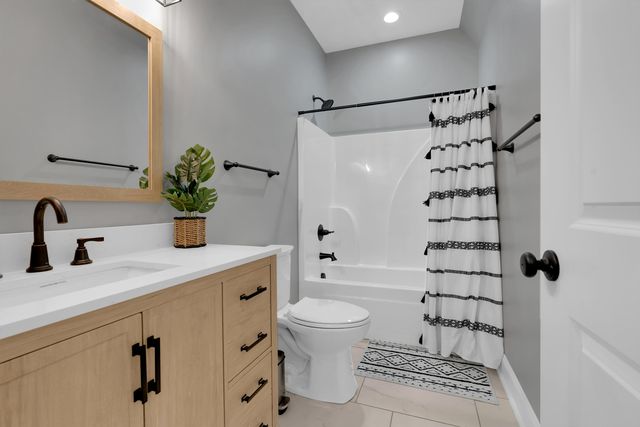 84 Tri Star Court, Tullahoma, TN 37388