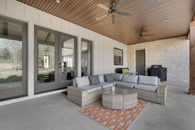 84 Tri Star Court, Tullahoma, TN 37388