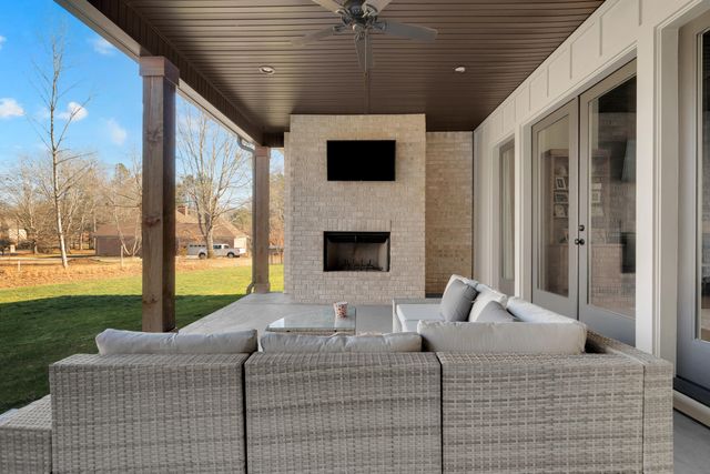 84 Tri Star Court, Tullahoma, TN 37388