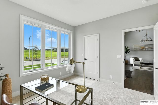 3503 S 218th Avenue, Elkhorn, NE 68022