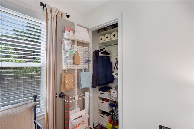 2481 McCurdy Way, Decatur, GA 30033