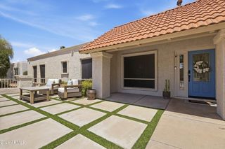 11041 N 44TH Street, Phoenix, AZ 85028