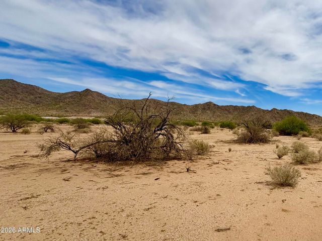TBD Peart Rd 2.5 Acres -- -, Eloy, AZ 85131