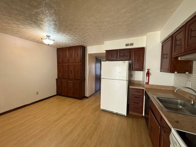 5600 Cartwright Lane, 19, Columbus, OH 43231
