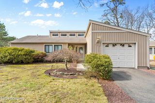 183 Hidden Court, Old Bridge, NJ 08857