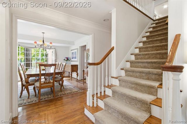 215 Vorn Lane, Bloomfield Hills, MI 48301