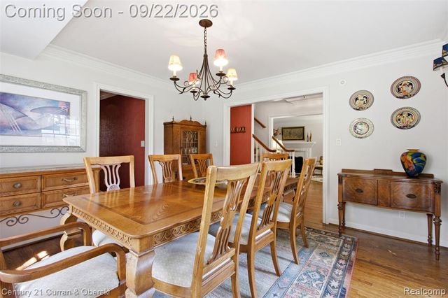 215 Vorn Lane, Bloomfield Hills, MI 48301