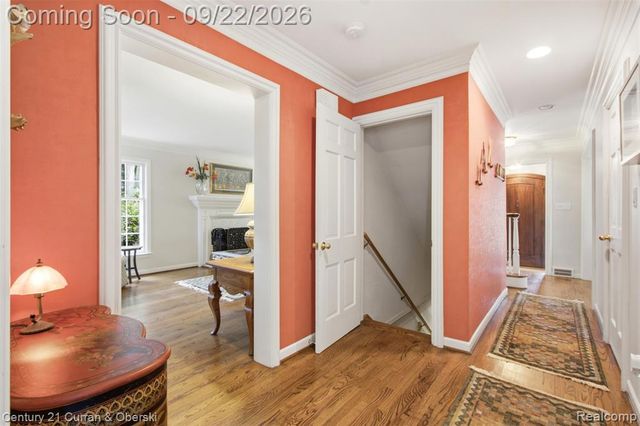 215 Vorn Lane, Bloomfield Hills, MI 48301