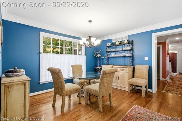 215 Vorn Lane, Bloomfield Hills, MI 48301