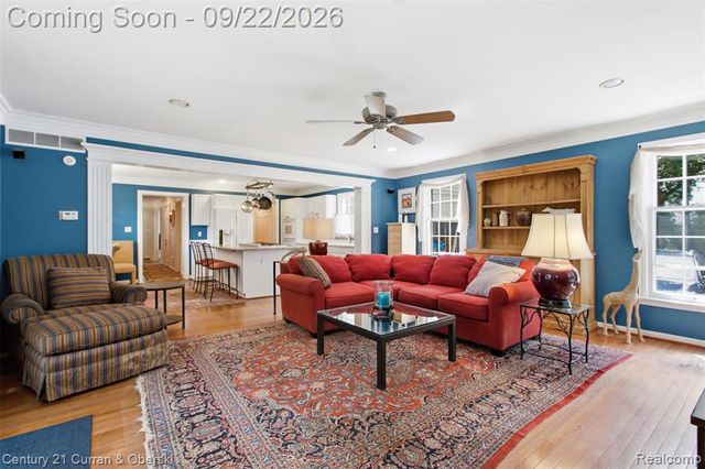 215 Vorn Lane, Bloomfield Hills, MI 48301