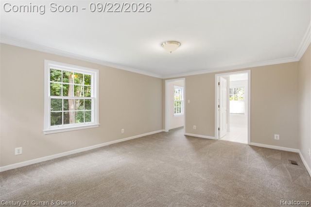 215 Vorn Lane, Bloomfield Hills, MI 48301
