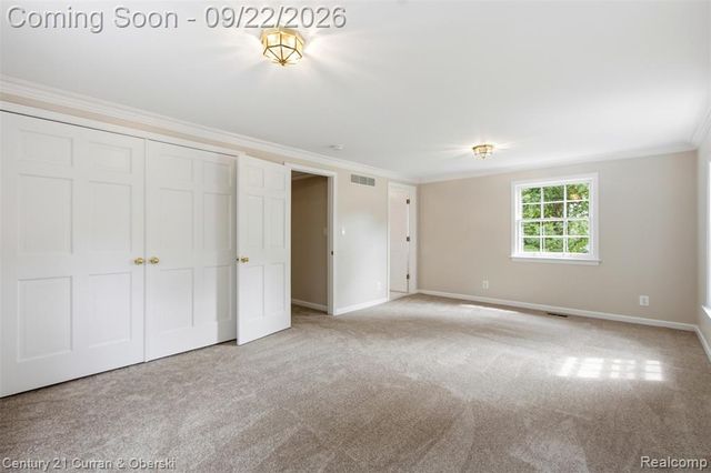 215 Vorn Lane, Bloomfield Hills, MI 48301