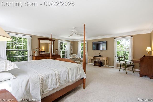 215 Vorn Lane, Bloomfield Hills, MI 48301