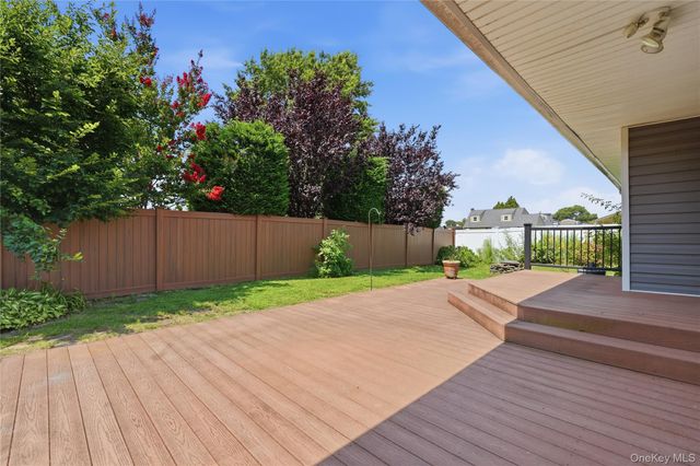 188 1st Avenue, Massapequa Park, NY 11762