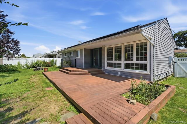 188 1st Avenue, Massapequa Park, NY 11762