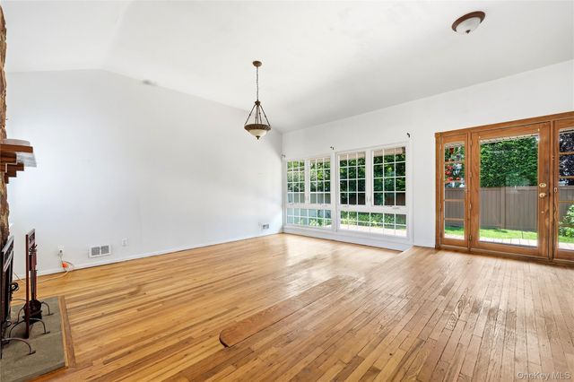 188 1st Avenue, Massapequa Park, NY 11762