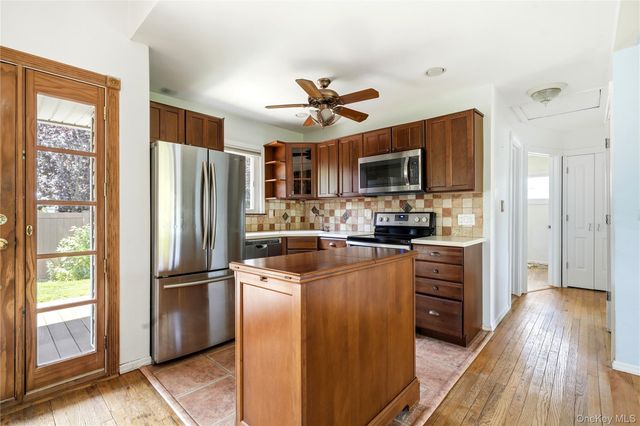188 1st Avenue, Massapequa Park, NY 11762