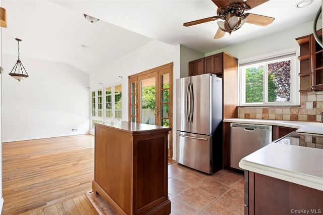 188 1st Avenue, Massapequa Park, NY 11762
