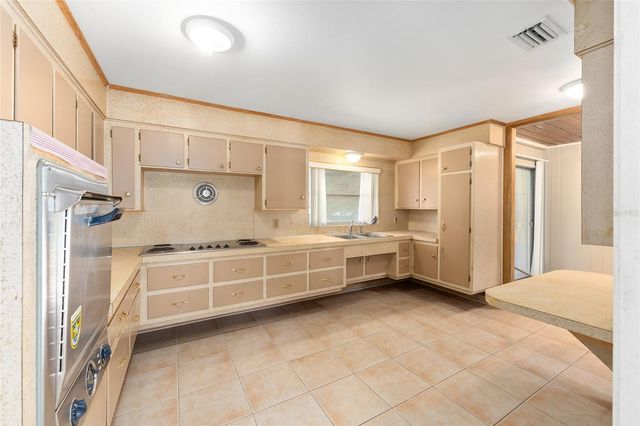 626 SE 30TH AVENUE, Ocala, FL 34471