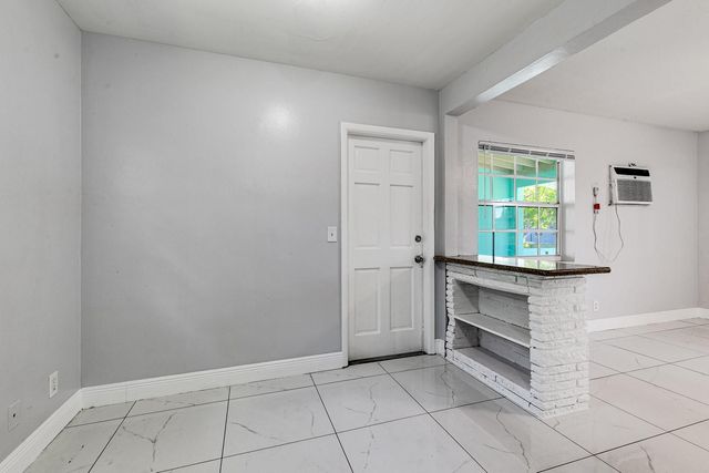 1406 NW 11th Street, Fort Lauderdale, FL 33311