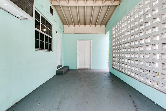 1406 NW 11th Street, Fort Lauderdale, FL 33311