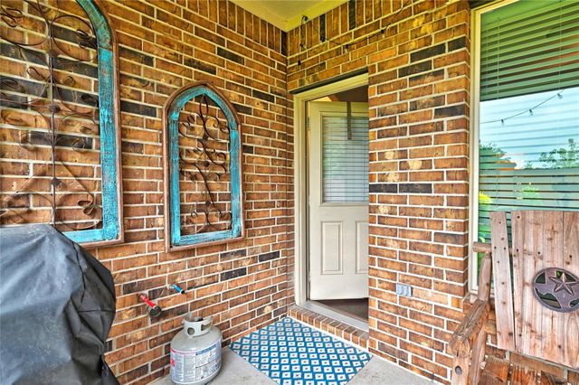 23118 Southern Brook Trail, Spring, TX 77389
