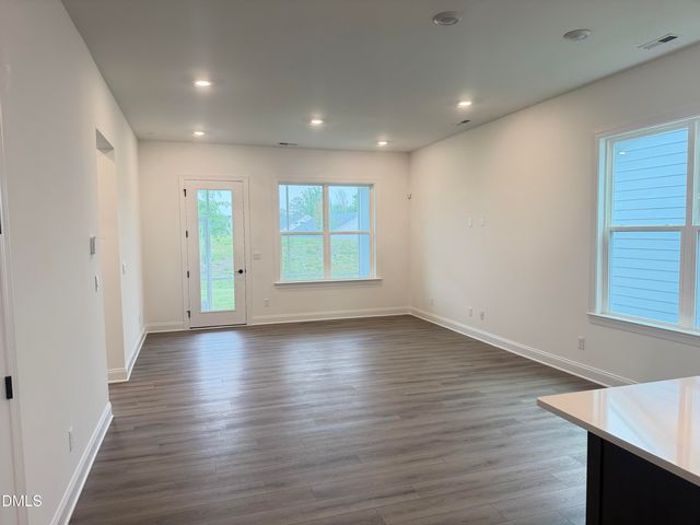 2028 Abbeyhill Drive 101, Raleigh, NC 27610
