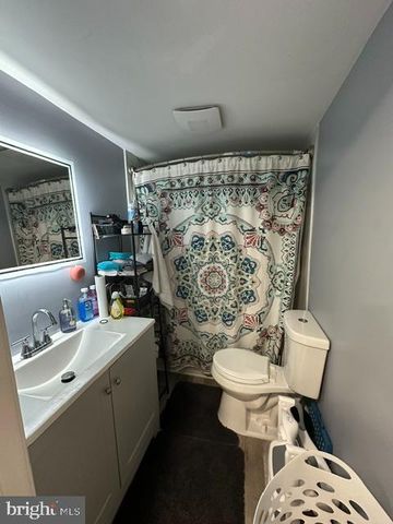 819 W 2ND ST, Florence, NJ 08518