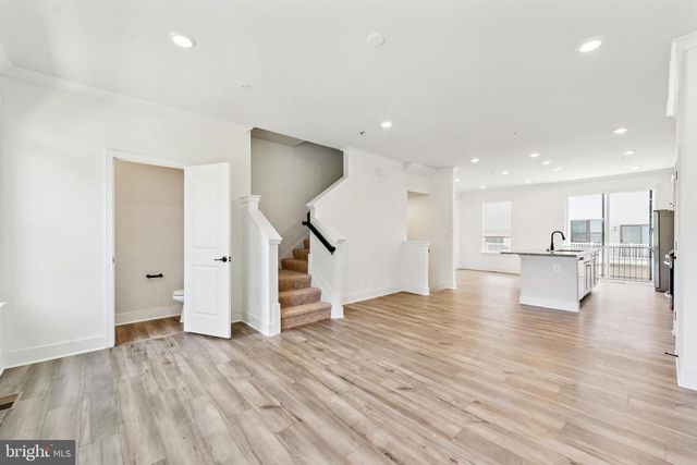 4306 ROLAND HEIGHTS AVE, Baltimore, MD 21211