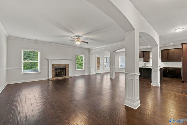7200 Dorchester Drive SE, Owens Cross Roads, AL 35763