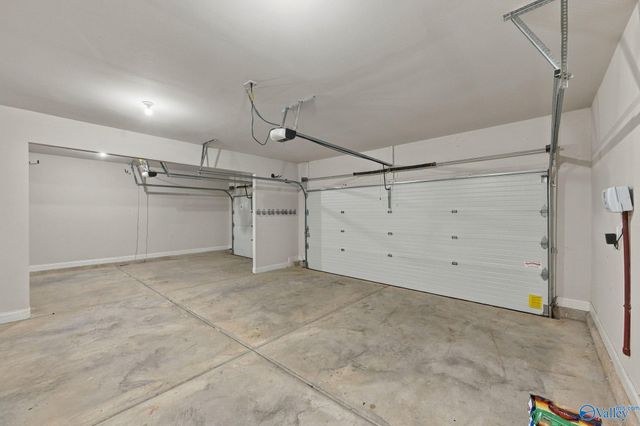 7200 Dorchester Drive SE, Owens Cross Roads, AL 35763