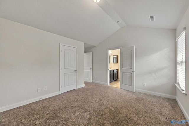 7200 Dorchester Drive SE, Owens Cross Roads, AL 35763