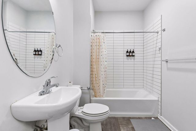 2109 Aldrich Avenue S, Minneapolis, MN 55405