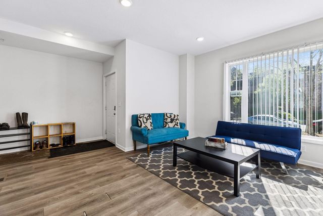 2109 Aldrich Avenue S, Minneapolis, MN 55405