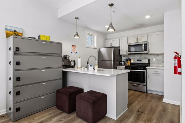 2109 Aldrich Avenue S, Minneapolis, MN 55405