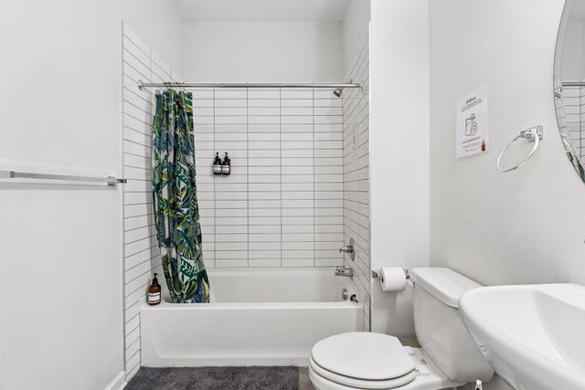 2109 Aldrich Avenue S, Minneapolis, MN 55405