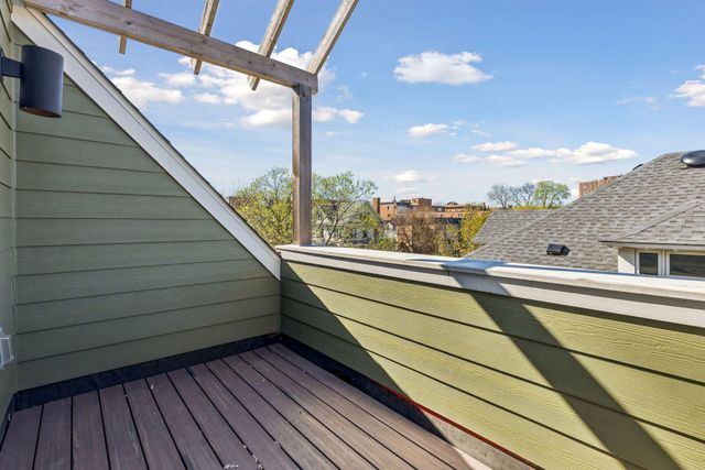 2109 Aldrich Avenue S, Minneapolis, MN 55405