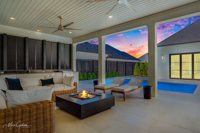 1072 Winterberry Lane, Shreveport, LA 71106