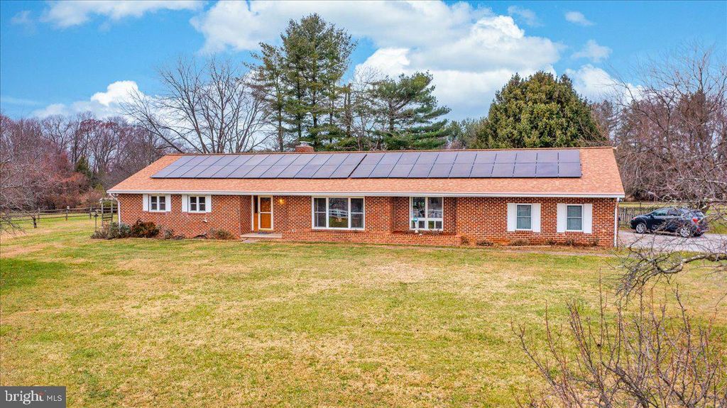 2438 SANDYMOUNT RD, Finksburg, MD 21048