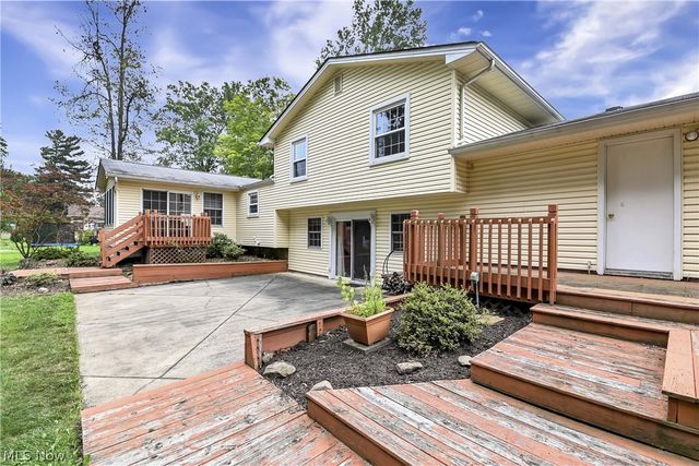 235 Kenwick Drive, Northfield, OH 44067